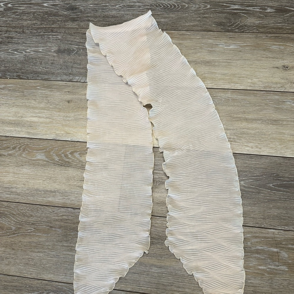Mademoiselle Scarf